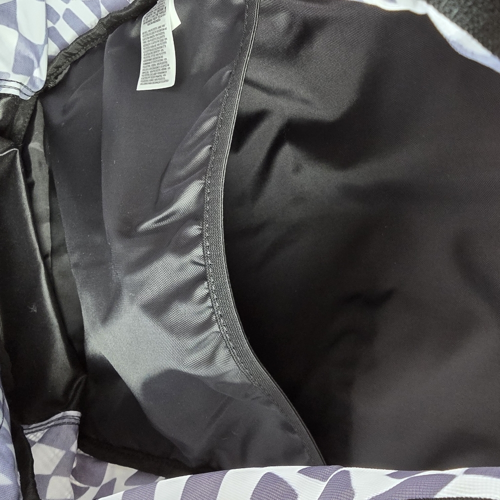 Vans Alumni Wavy Check Backpack - Picture 10 of 10